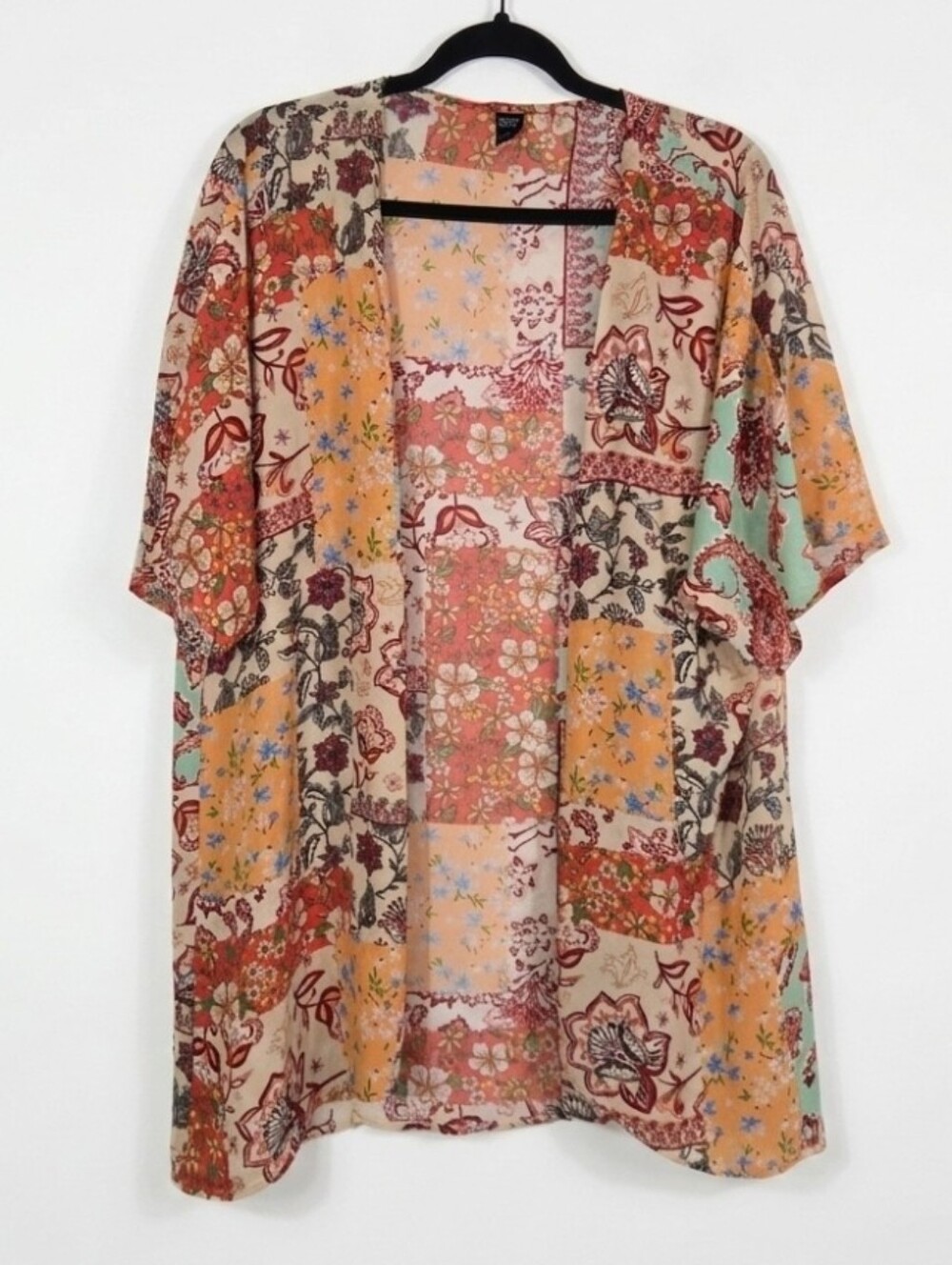 Emery Rose printed kimono top